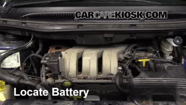 2000 Plymouth Voyager 3.3L V6 Batterie Changement